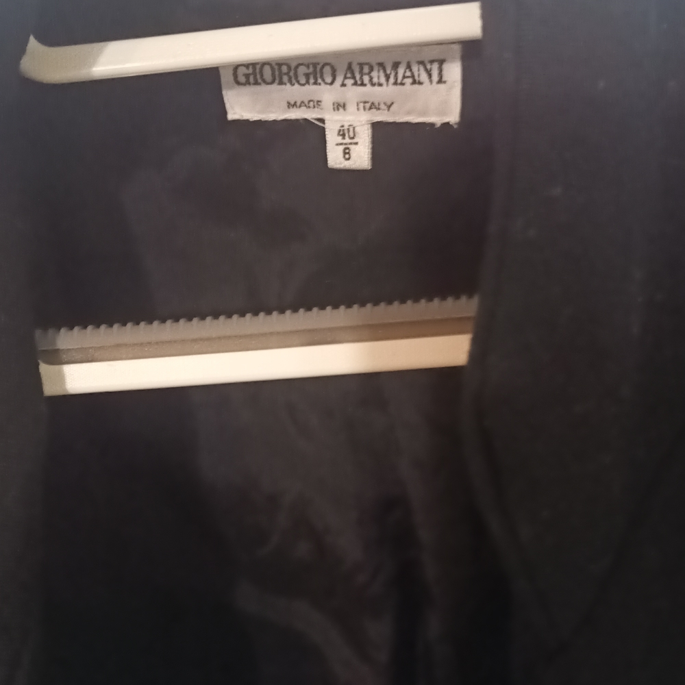 Blazer - Picture 3 of 6